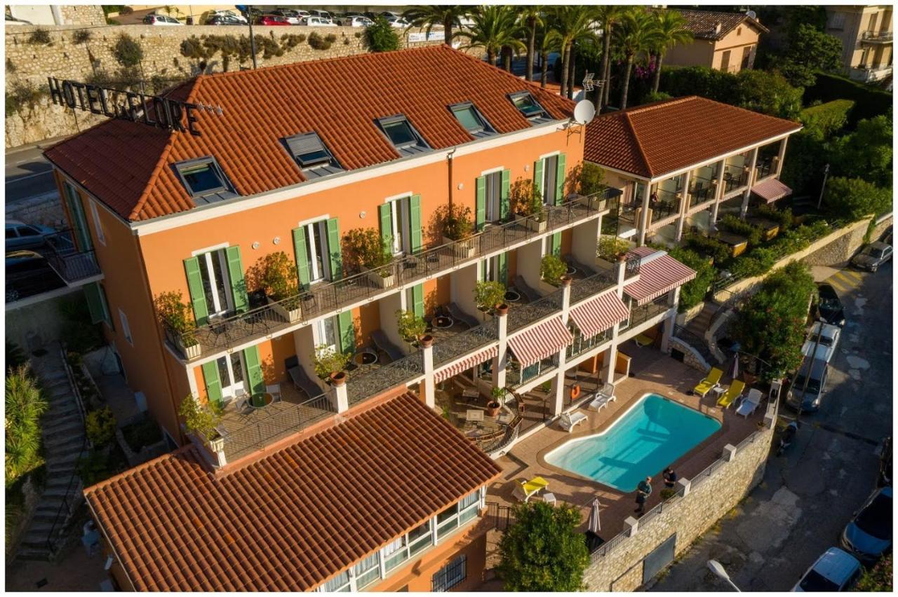 Hotel La Flore 빌프랑슈쉬르메르 외부 사진